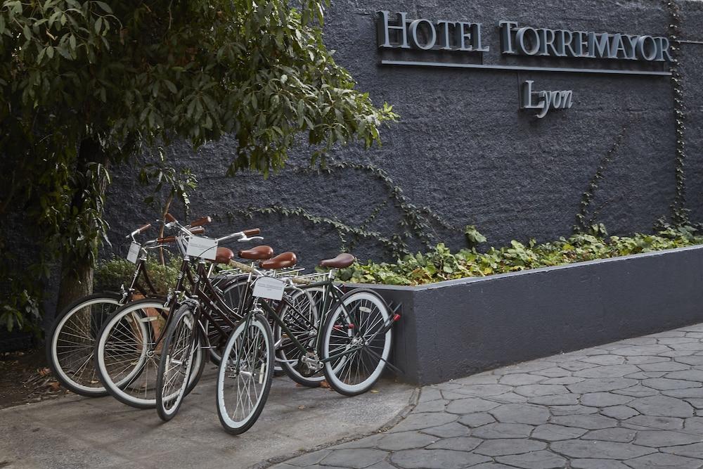 Hotel Torremayor Lyon Сантьяго Экстерьер фото